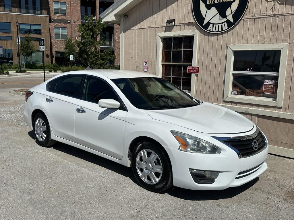 used 2015 Nissan Altima car, priced at $5,900