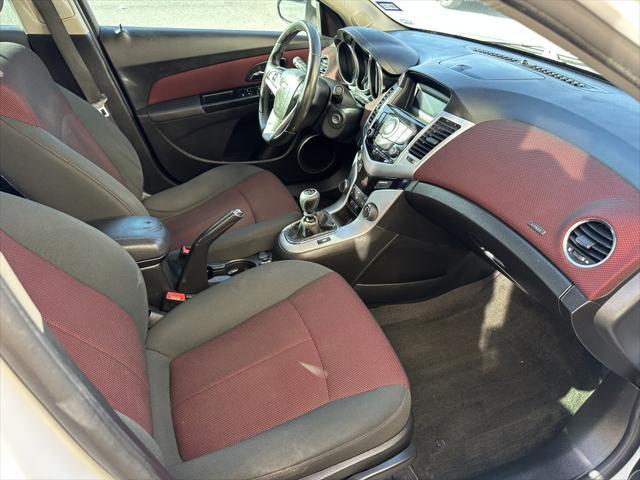 used 2011 Chevrolet Cruze car, priced at $4,900