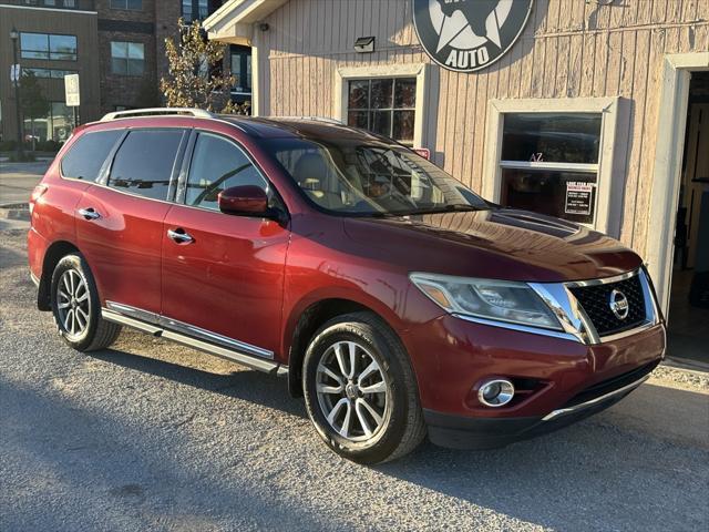 used 2013 Nissan Pathfinder car, priced at $6,900