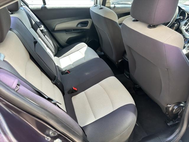 used 2014 Chevrolet Cruze car, priced at $7,900