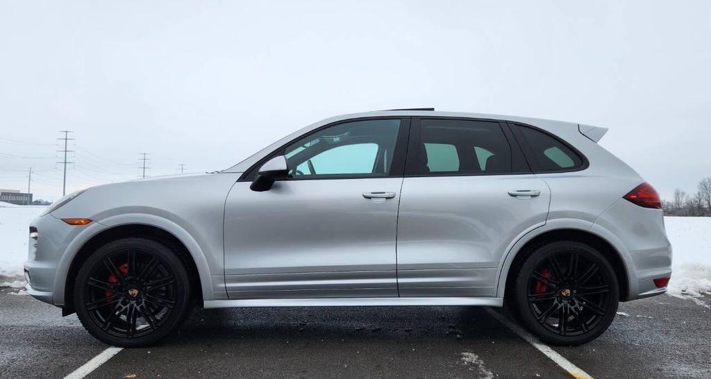 used 2014 Porsche Cayenne car, priced at $27,980