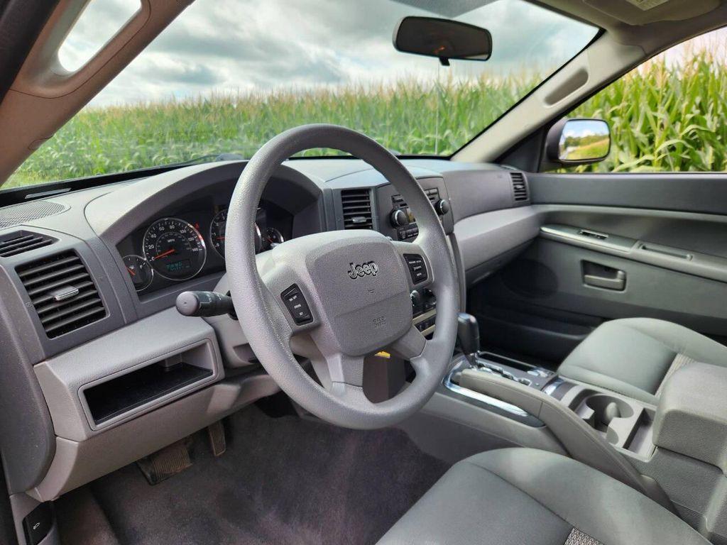 used 2007 Jeep Grand Cherokee car, priced at $13,480