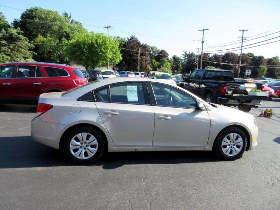 used 2014 Chevrolet Cruze car, priced at $6,995