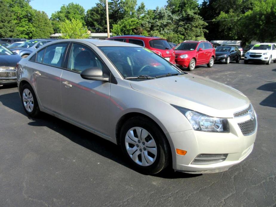 used 2014 Chevrolet Cruze car, priced at $6,995