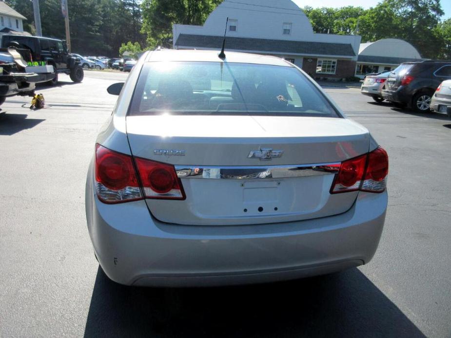 used 2014 Chevrolet Cruze car, priced at $6,995