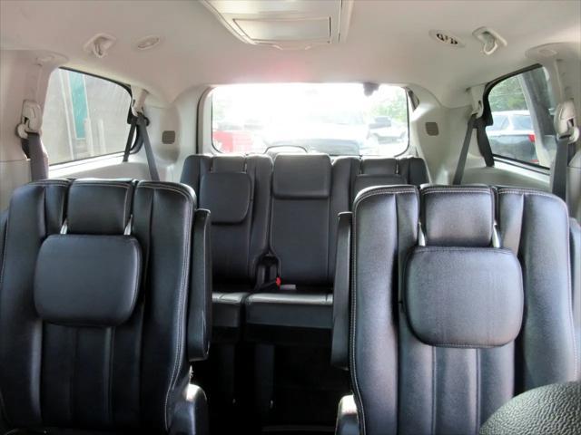 used 2015 Chrysler Town & Country car, priced at $5,995