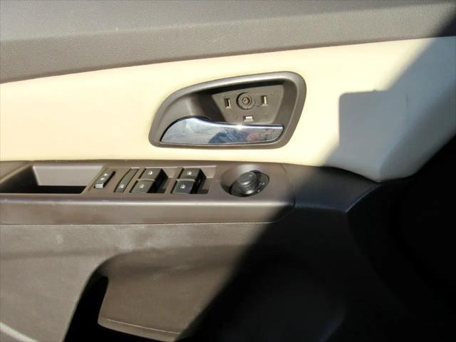 used 2015 Chevrolet Cruze car, priced at $6,995