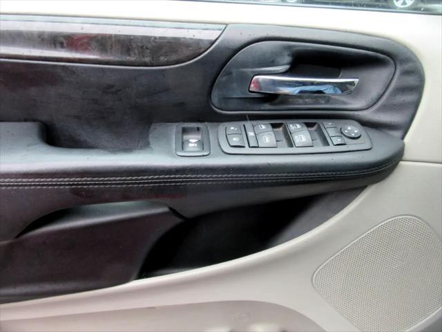 used 2013 Dodge Grand Caravan car, priced at $11,500