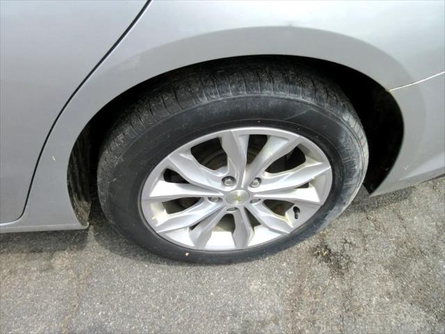 used 2019 Chevrolet Malibu car, priced at $10,900