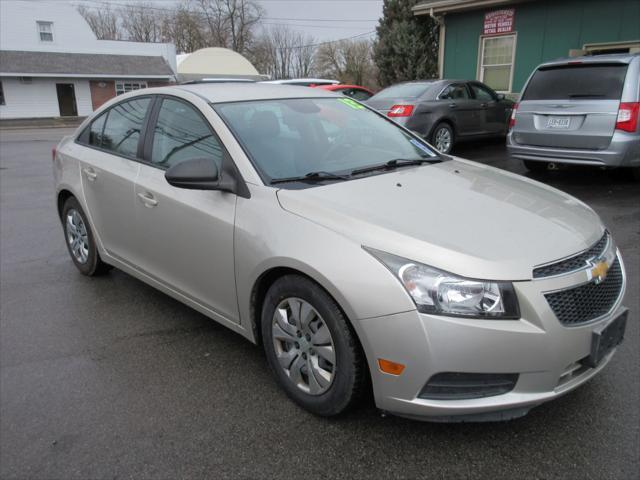 used 2013 Chevrolet Cruze car, priced at $6,995