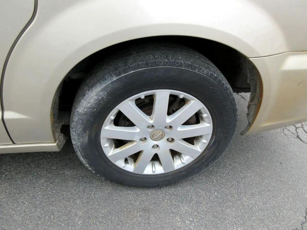 used 2015 Chrysler Town & Country car, priced at $7,500