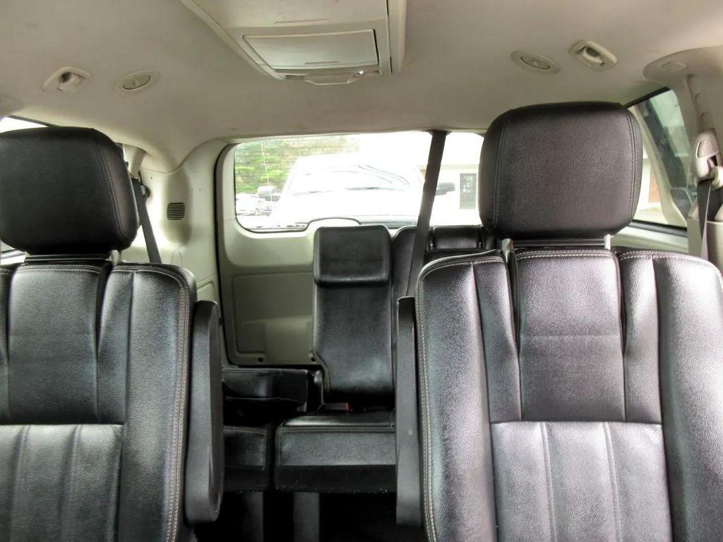 used 2015 Chrysler Town & Country car, priced at $7,500