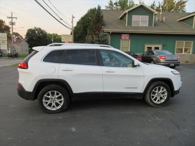 used 2015 Jeep Cherokee car, priced at $8,995