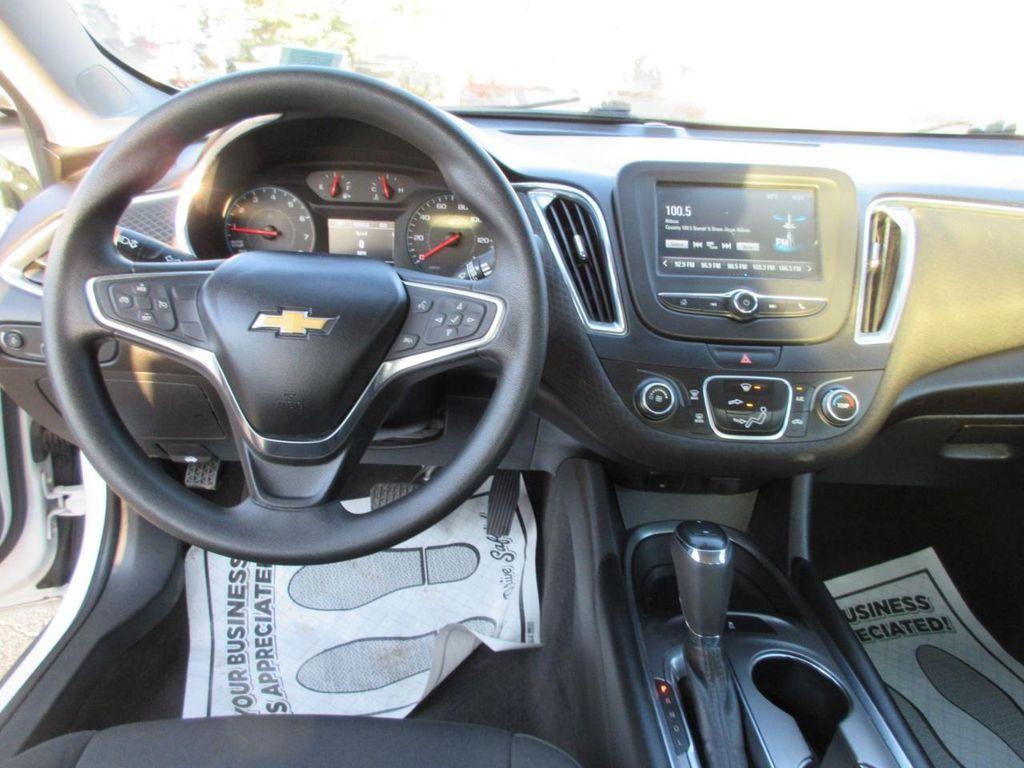 used 2018 Chevrolet Malibu car, priced at $9,995
