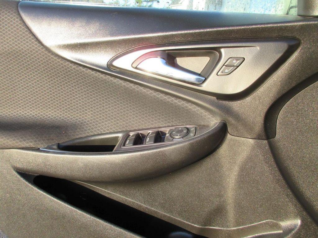used 2018 Chevrolet Malibu car, priced at $9,995
