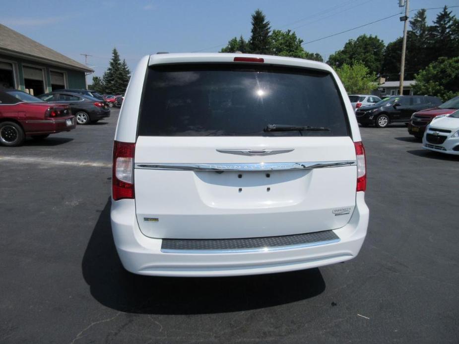 used 2014 Chrysler Town & Country car, priced at $9,995