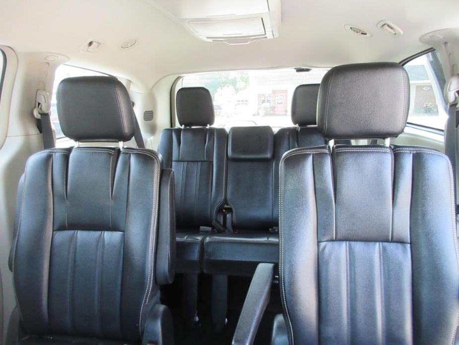 used 2014 Chrysler Town & Country car, priced at $9,995