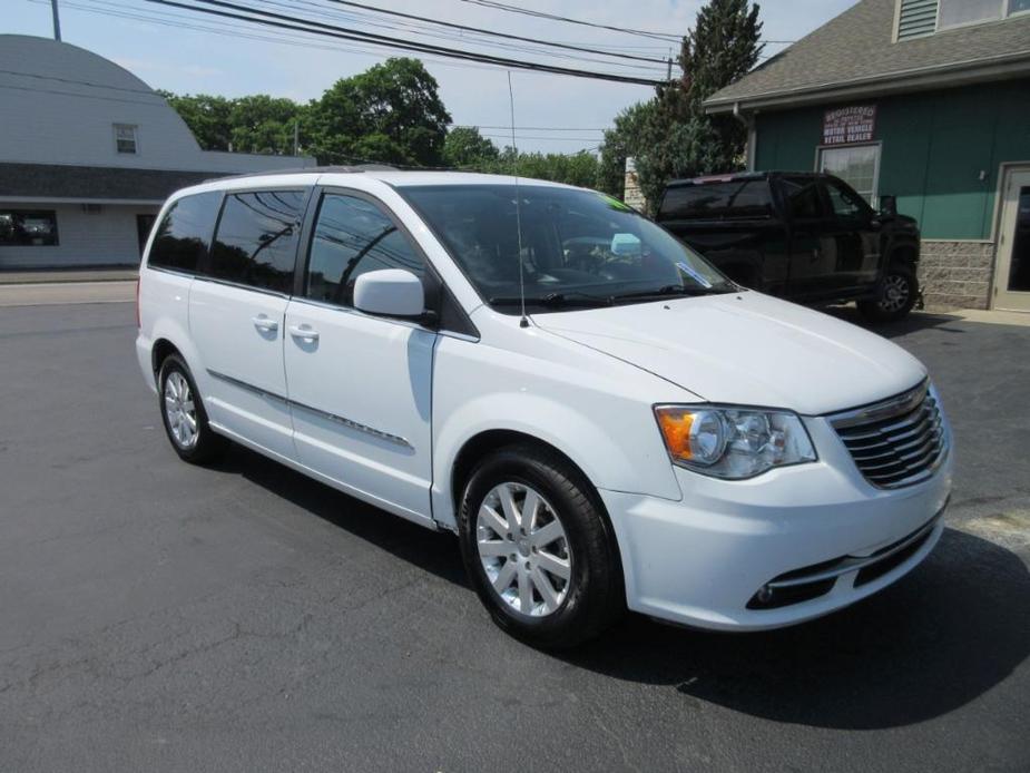 used 2014 Chrysler Town & Country car, priced at $9,995