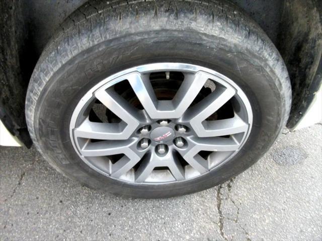 used 2014 GMC Acadia car, priced at $9,500