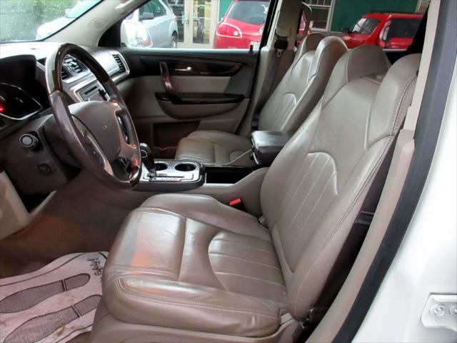 used 2014 GMC Acadia car, priced at $9,500