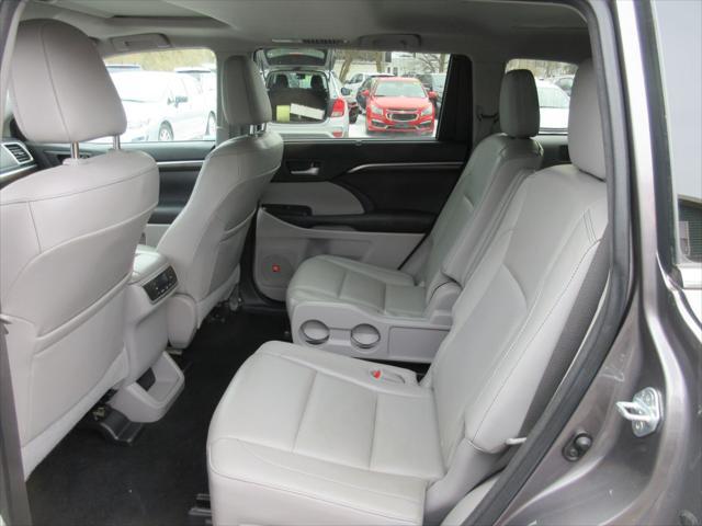 used 2016 Toyota Highlander car, priced at $15,500