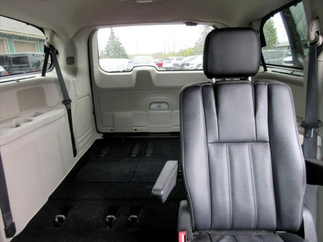 used 2015 Chrysler Town & Country car, priced at $9,600