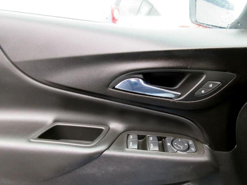 used 2021 Chevrolet Equinox car, priced at $14,995