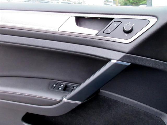 used 2018 Volkswagen Golf Alltrack car, priced at $11,500