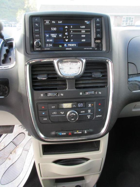 used 2015 Chrysler Town & Country car, priced at $9,995