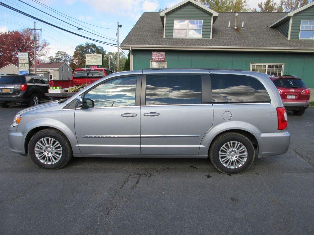 used 2015 Chrysler Town & Country car, priced at $9,995
