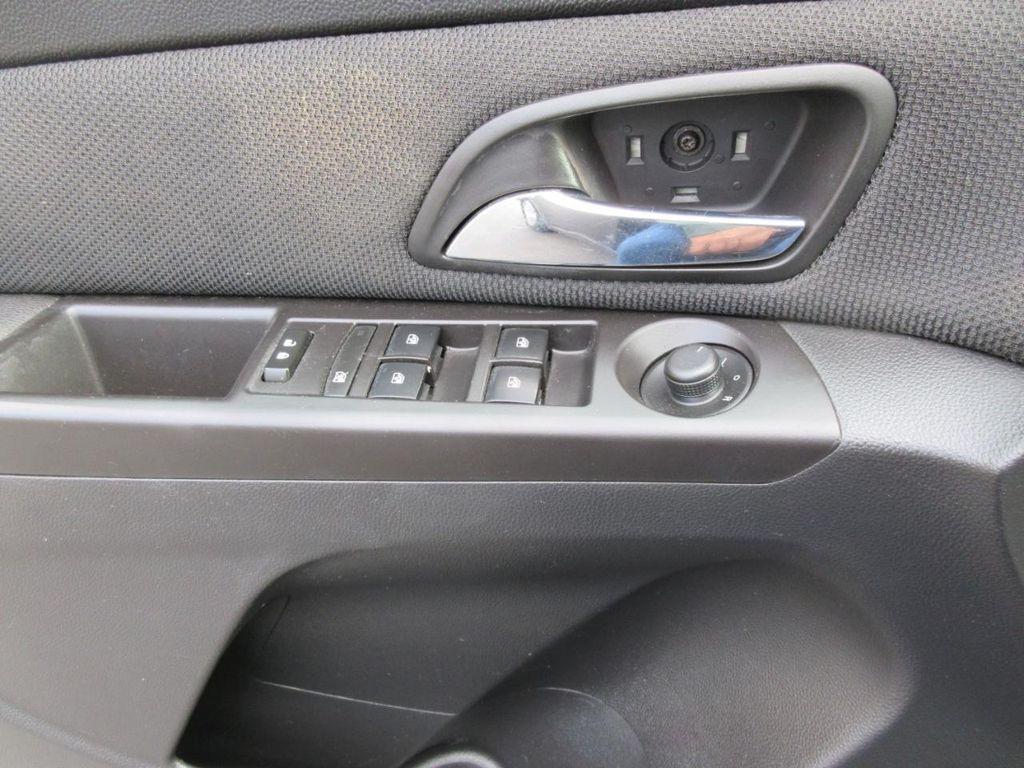 used 2015 Chevrolet Cruze car, priced at $5,995