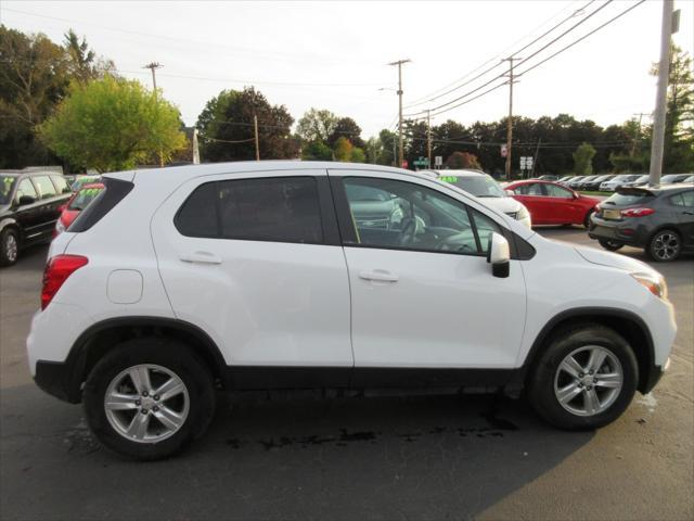 used 2022 Chevrolet Trax car, priced at $14,950