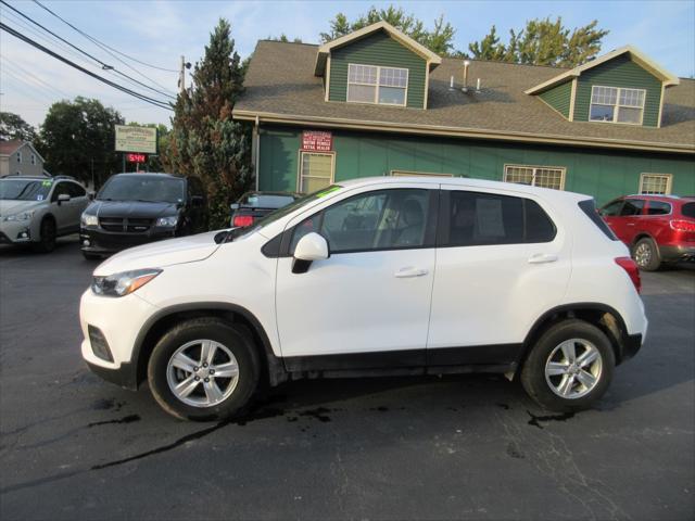 used 2022 Chevrolet Trax car, priced at $14,950