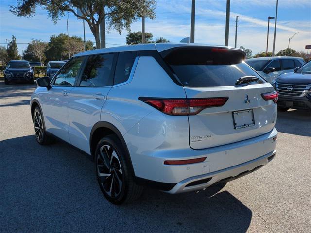 used 2024 Mitsubishi Outlander car, priced at $26,994