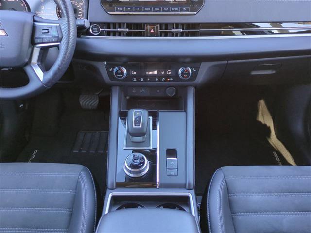 used 2024 Mitsubishi Outlander car, priced at $26,994