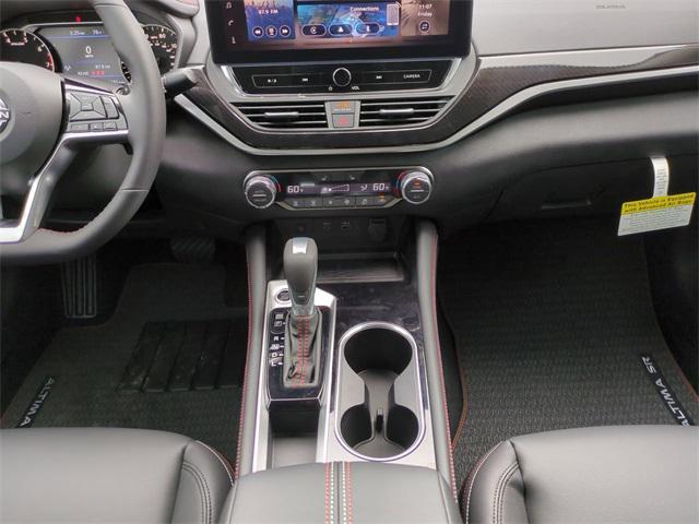 new 2025 Nissan Altima car, priced at $31,424