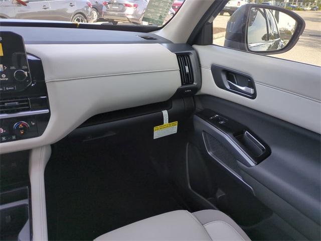 new 2025 Nissan Pathfinder car, priced at $35,880