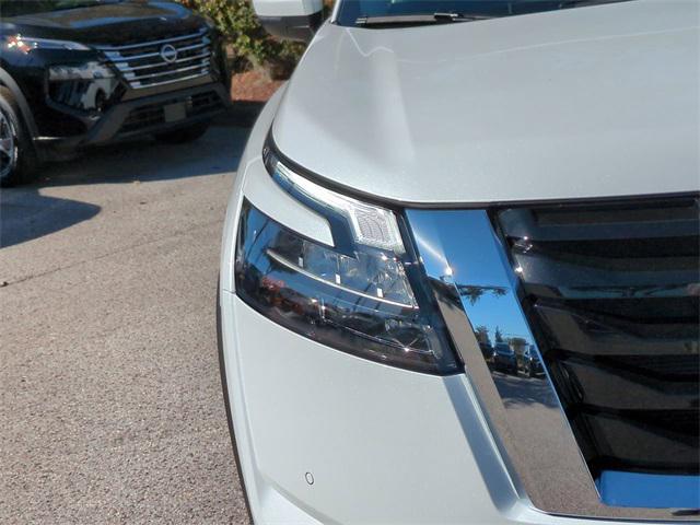 new 2025 Nissan Pathfinder car, priced at $36,032