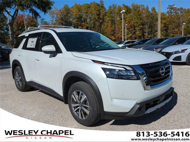new 2025 Nissan Pathfinder car, priced at $36,032