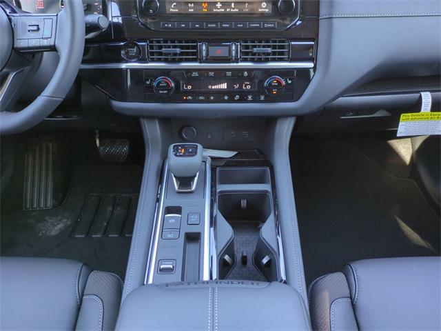 new 2025 Nissan Pathfinder car, priced at $36,032