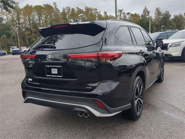 used 2022 Toyota Highlander car, priced at $31,993