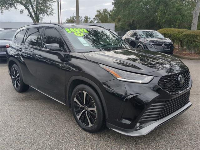 used 2022 Toyota Highlander car, priced at $31,993