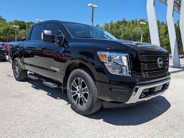 new 2024 Nissan Titan car, priced at $45,589