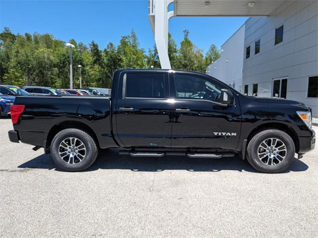 new 2024 Nissan Titan car, priced at $45,589