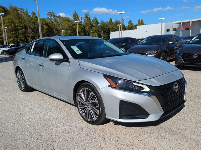 used 2023 Nissan Altima car, priced at $21,444