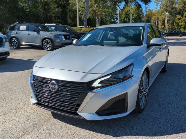 used 2023 Nissan Altima car, priced at $21,444