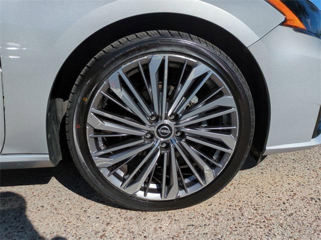 used 2023 Nissan Altima car, priced at $21,444