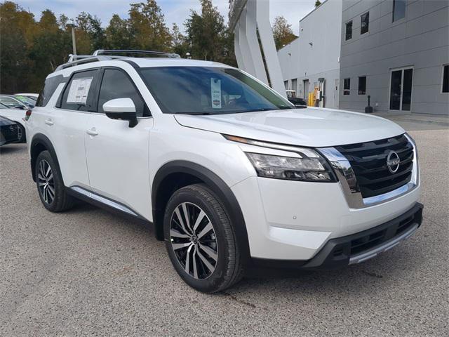 new 2025 Nissan Pathfinder car, priced at $44,380