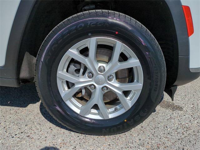 used 2023 Jeep Grand Cherokee L car, priced at $28,783