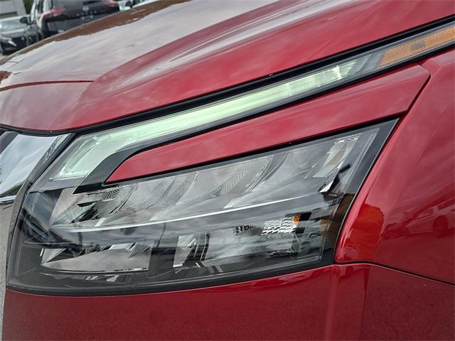 new 2025 Nissan Pathfinder car, priced at $42,894